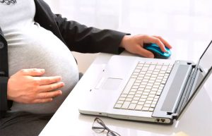 Отпуск по беременности и родам при срочном трудовом договоре