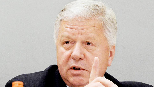 Председатель Федерации независимых профсоюзов России (ФНПР) Михаил Шмаков